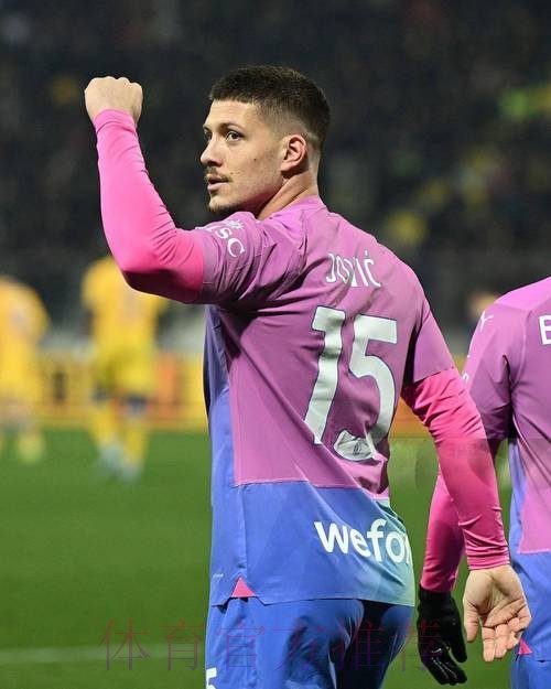 阿斯:皇马可能将约维奇租借到赫塔费 并承担薪水 阿斯:皇马可能将约维奇租借到赫塔费 并承担薪水